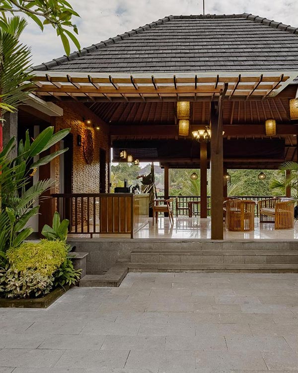 facilities-front-desk
